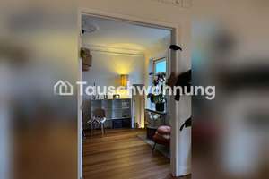 Tauschwohnung: Altbau mit Balkon