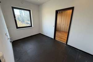Dreifamilienhaus mit einer modernen Maisonettewohnung, einem großen Garten und einer Vierfachgarage! – Die vollständige Adresse der Immobilie erhältst du vom Anbieter., 47138 Obermeiderich, Duisburg – Vorschaubild 29