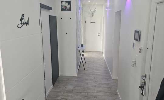 *Charmante 3,5-Zimmer-Wohnung im 3-Parteienhaus mit eigenem Garten PROVISIONSFREI