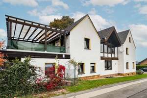 Ihr Familienparadies in Mechernich-Holzheim – Charmantes Haus mit Garten, Pool und Carport – Die vollständige Adresse der Immobilie erhältst du vom Anbieter., 53894 Mechernich – Vorschaubild 7