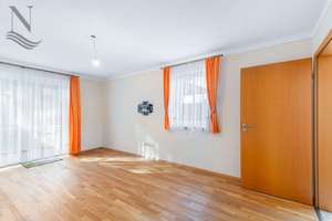 Eleganz trifft Wohnkomfort: Exklusives Reihenendhaus mit Wintergarten, Sauna und Gartenidylle – Die vollständige Adresse der Immobilie erhältst du vom Anbieter., 83093 Bad Endorf – Vorschaubild 16