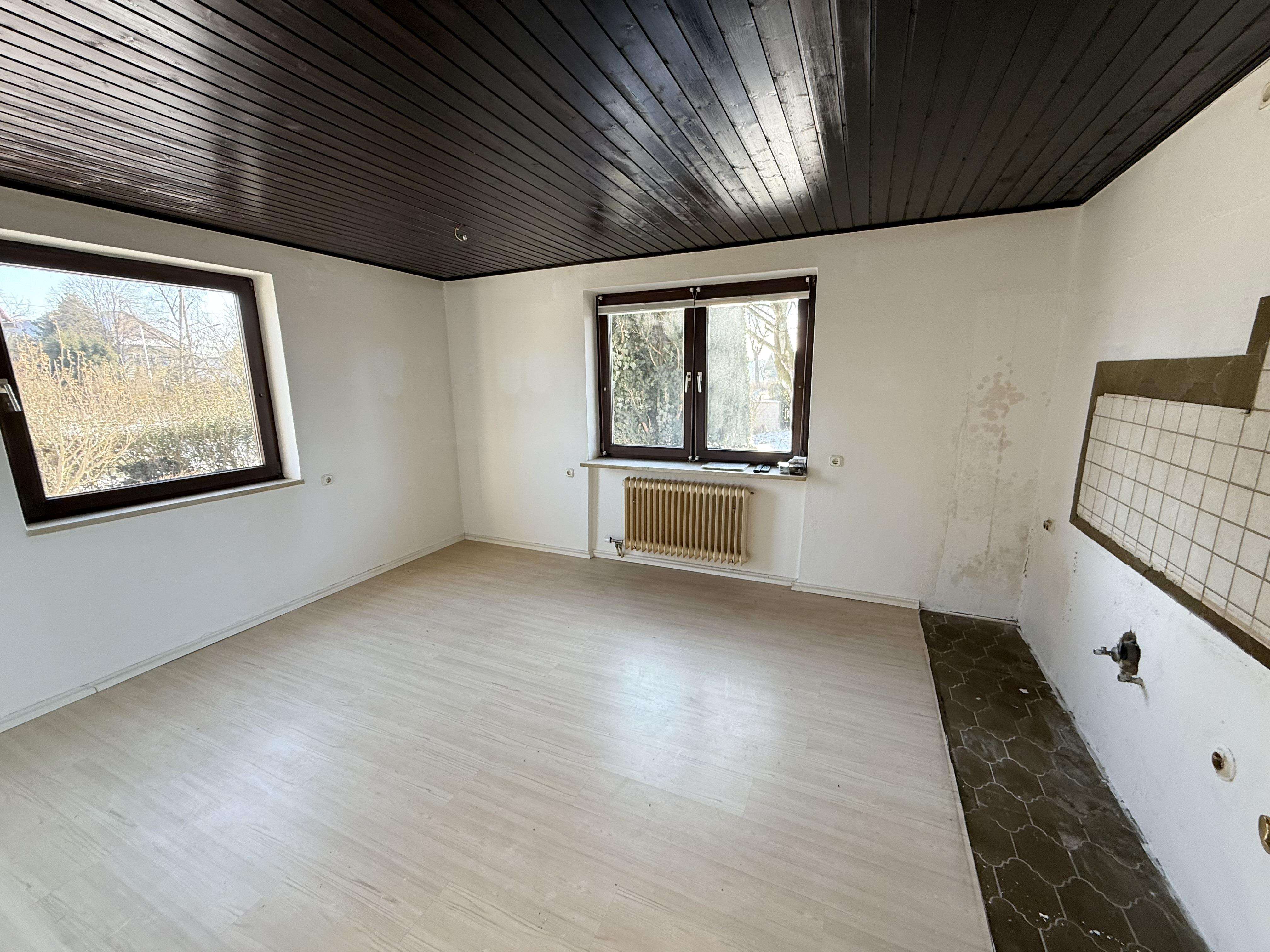 Immobilie in Althegnenberg - Einfamilienhaus oder Grundstück in schöner Ortsrandlage - Bild 1