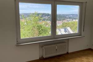 Ruhige 3-Zimmer-Wohnung auf der Halbhöhe