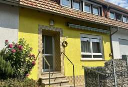 Straßenansicht