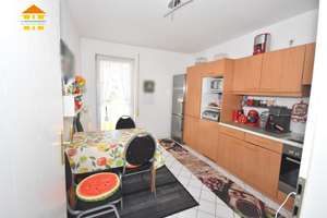*Moderne Erdgeschosswohnung mit Balkon, Aufzug und Stellplatz in Schloßchemnitz: Kapitalanlage* – Tannenstraße 15, 9113 Schloßchemnitz, Chemnitz – Vorschaubild 5