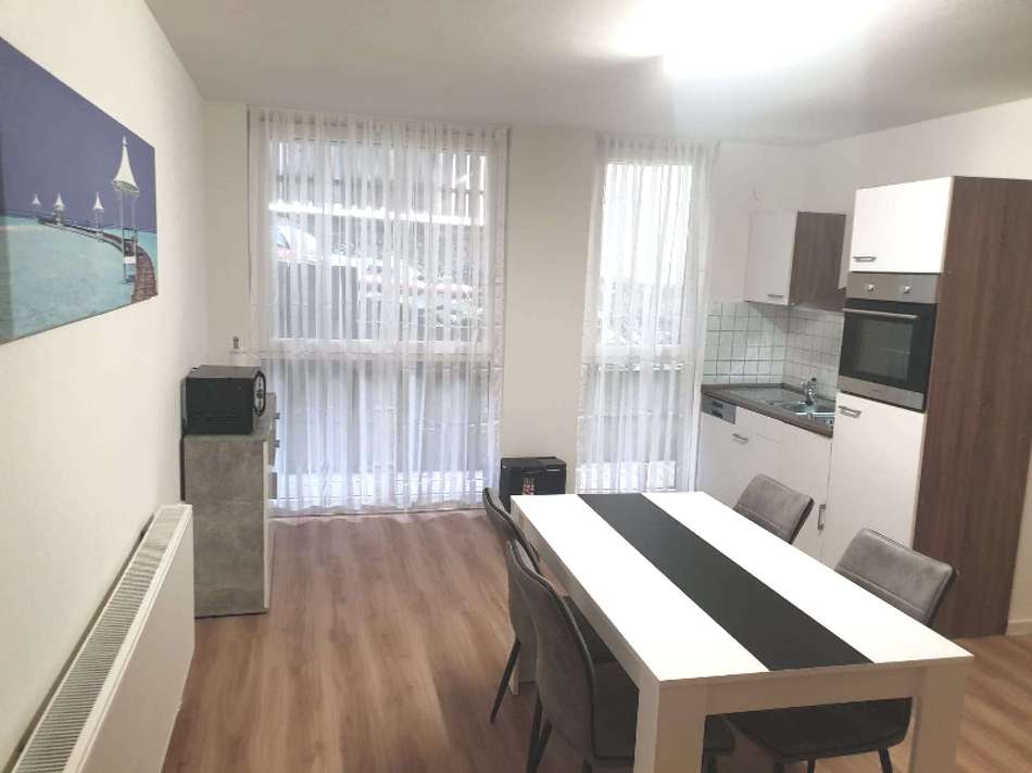 EG Küche Bild 2