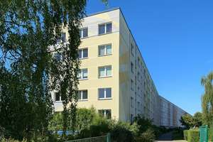 Kapitalanlage in der Rostocker Südstadt – sanierte 3-Zimmer-Wohnung mit Balkon & PKW-Stellplatz