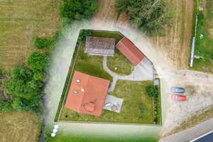 Ihr Zuhause am Ortsrand von Bad Kötzting mit Scheune und Carport – Die vollständige Adresse der Immobilie erhältst du vom Anbieter., 93444 Bad Kötzting – Vorschaubild 11