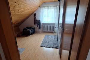 Gemütliche Dachgeschosswohnung 4 Zimmer mit Einbauküche in ruhiger Wohngegend – Die vollständige Adresse der Immobilie erhältst du vom Anbieter., 71720 Oberstenfeld – Vorschaubild 15