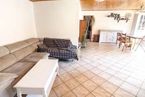 Vielseitiges Zweifamilienhaus mit Garage & Doppelgarage in ruhiger Lage von Weisel – Die vollständige Adresse der Immobilie erhältst du vom Anbieter., 56348 Weisel – Vorschaubild 6