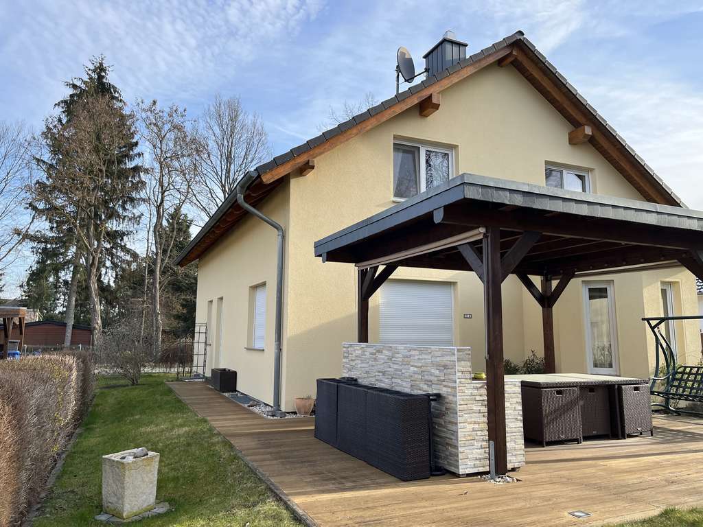 Immobilie in Teltow - Architektenhaus mit Charakter, Garten und privatem Wellnessbereich – provisionsfrei von privat - Bild 1