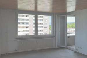 RT-Sondelf.-Kinderfreundliche 4-5 Zi.-Whg. mit toller Aussicht ins Grüne, 2 Balkone, Aufzug+Garage.. – Die vollständige Adresse der Immobilie erhältst du vom Anbieter., 72766 Sondelfingen, Reutlingen – Vorschaubild 15