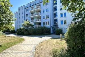 2‑Zimmer‑Wohnung mit großem Balkon und Blick ins Grüne – Die vollständige Adresse der Immobilie erhältst du vom Anbieter., 81827 Waldtrudering, München – Vorschaubild 2