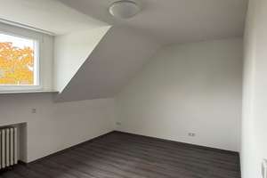 Helle 3,5-Zimmer Wohnung im Musikantenviertel Benrath – Die vollständige Adresse der Immobilie erhältst du vom Anbieter., 40593 Benrath, Düsseldorf – Vorschaubild 8