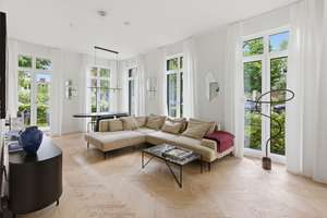 Exclusive Design Apartment with Private Garden & Loggia in Palais Westend – Ahornallee 21, 14050 Westend, Berlin – Vorschaubild 5