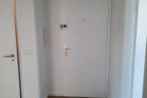 Erstbezug nach Sanierung mit Balkon: Geschmackvolle 2,5-Zimmer-Wohnung in Düsseldorf – Sonnenstraße 85, 40227 Düsseldorf – Vorschaubild 3