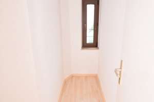 Super Kapitalanlage in Hilbersdorf - Vermietete 1-Raum-Wohnung mit Balkon! – Hilbersdorfer Straße 40, 9131 Hilbersdorf, Chemnitz – Vorschaubild 4