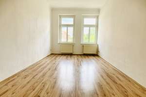 attraktive, große 2 Raum Wohnung in Paunsdorf *** TOP*** ab sofort!!