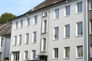 "Sehr schöne 3-Zi-Whg.- im Konsulatsviertel"