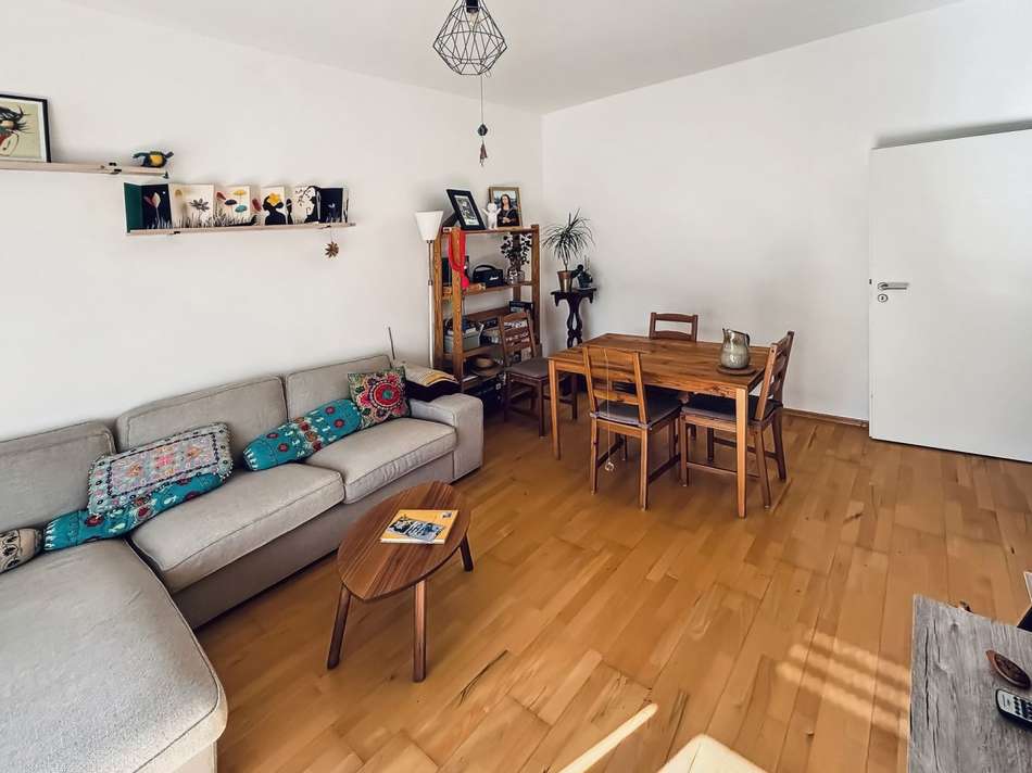 Wohnzimmer Richtung Flur