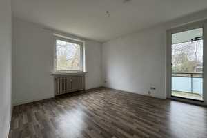 Gut geschnittene 2,5-Zimmerwohnung mit Sanierungsbedarf – Bremen – Vorschaubild 6