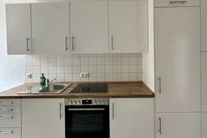 Erstbezug nach Sanierung: lichtdurchflutete 3,5-Zimmer-Wohnung mit neuer Einbauküche – Nürnberg – Vorschaubild 3