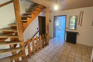 Einfamilienhaus mit großem Potenzial: Großzügige Räume, Garten und zwei Balkone! – Altenkirchen (Westerwald) (Kreis) – Vorschaubild 6