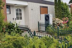 Hochwertig modernisierter Reihenbungalow mit Garten, Sauna, Vollkeller und Garage