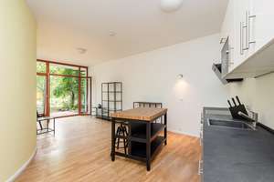 Bezugsfreie 1-Zi.-Wohnung im EG im "Baller"-Architekturtraum am Preußenpark - Provisionsfrei – 10707 Wilmersdorf, Berlin – Vorschaubild 2