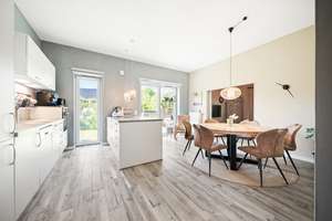 Junger Bungalow in moderner Ausführung und Seenähe mit pflegeleichtem Garten – Die vollständige Adresse der Immobilie erhältst du vom Anbieter., 24536 Einfeld, Neumünster – Vorschaubild 12