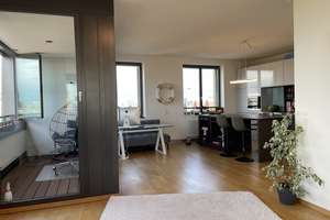 Sensationelle 2-Zimmer-Wohnung mit Weitblicken über die Stadt – Die vollständige Adresse der Immobilie erhältst du vom Anbieter., 20457 HafenCity, Hamburg – Vorschaubild 2
