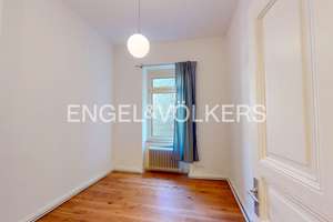 Großzügige Altbauwohnung mit Balkon und Aufzug! – Die vollständige Adresse der Immobilie erhältst du vom Anbieter., 65185 Mitte, Wiesbaden – Vorschaubild 9