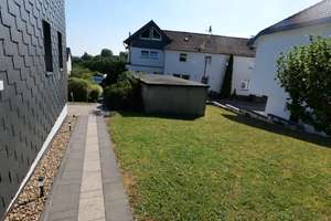 CHARMANTE DHH MIT GROSSZÜGIGEM GRUNDSTÜCK IN REMSCHEID SÜD (BÖKERHÖHE) – Die vollständige Adresse der Immobilie erhältst du vom Anbieter., 42859 Bökerhöhe, Remscheid – Vorschaubild 7