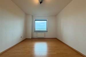 Bezugsfreie 2-Zimmer-Wohnung mit  Weitblick, Balkon, Aufzug und Bodenkammer // Kiel-Dietrichsdorf – Braunsberger Weg 10, 24149 Neumühlen-Dietrichsdorf, Kiel – Vorschaubild 13