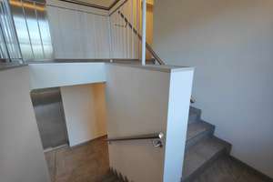 Exklusives Penthouse im Staffelgeschoss mit großzügiger Dachterrasse und hochwertigem Wohnkomfort – Die vollständige Adresse der Immobilie erhältst du vom Anbieter., 25436 Uetersen – Vorschaubild 3