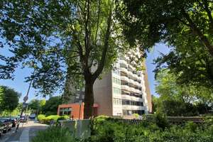 Lichtdurchflutete 2 Zimmer Eigentumswohnung direkt am Vorgebirgspark...