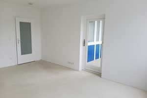3-Zimmer-Wohnung mit Aufzug und Balkon // 3.OG rechts – Theodor-Heuss-Str. 24, 38444 Wolfsburg – Vorschaubild 3