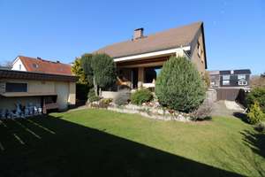 Schönes Mehrgenerationenhaus mit Garten u. Garage in SZ-Bruchmachtersen!