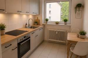 Helle, modernisierte Wohnung in ruhiger Lage von Essen mit Balkon und Tiefgarage – Die vollständige Adresse der Immobilie erhältst du vom Anbieter., 45128 Holsterhausen, Essen – Vorschaubild 4