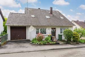 Familienhaus mit Einliegerwohnung & großem Garten in Neckarweihingen – Die vollständige Adresse der Immobilie erhältst du vom Anbieter., 71642 Neckarweihingen, Ludwigsburg – Vorschaubild 4