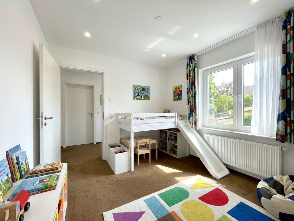 Kinderzimmer EG