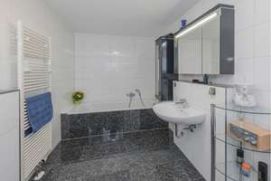 Property thumbnail 18