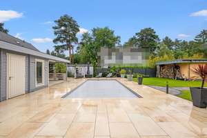 Exklusive Villa mit Einliegerwohnung, Pool und traumhaftem Gartenparadies! – Die vollständige Adresse der Immobilie erhältst du vom Anbieter., 14612 Falkensee – Vorschaubild 3