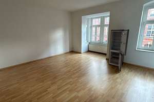 Großzügige und vermietete 1-Zimmer mit EBK, Dusche und Laminat in zentraler Lage! – Die vollständige Adresse der Immobilie erhältst du vom Anbieter., 9130 Sonnenberg, Chemnitz – Vorschaubild 5