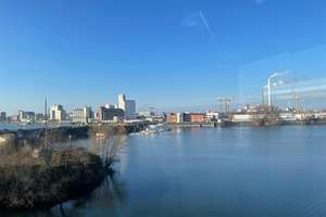 Exklusives Penthouse mit Wasserblick im „Joy am Ufer“ – Luxuswohnen am Altrhein