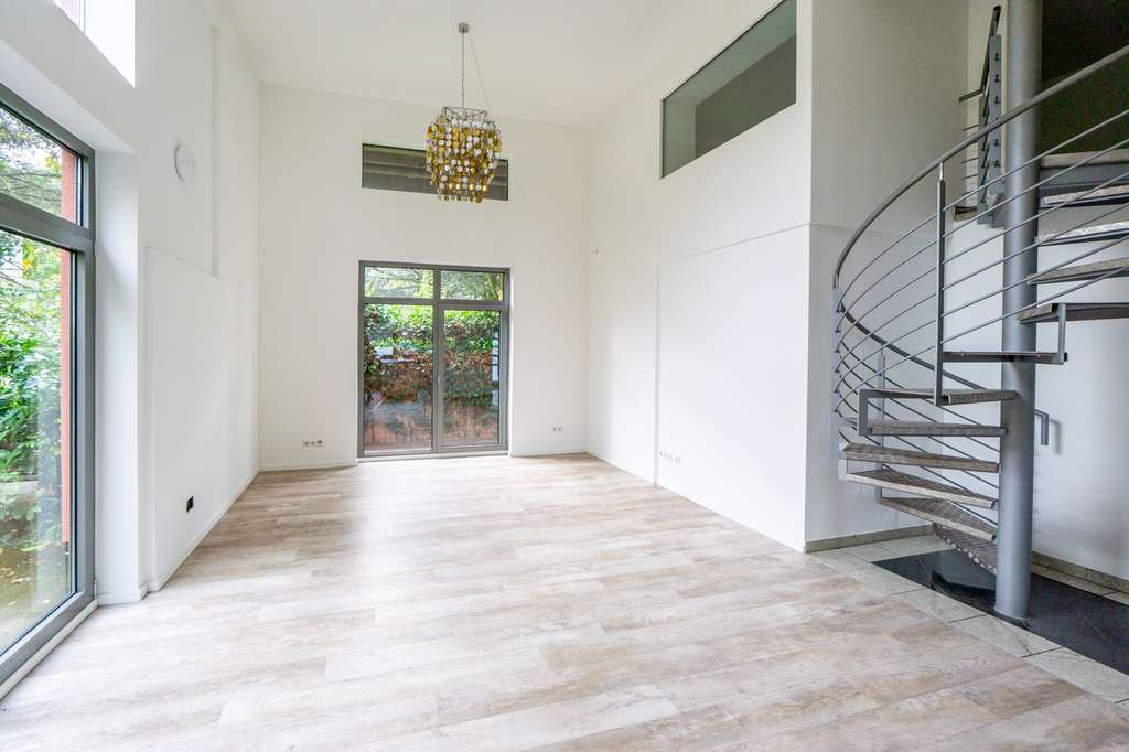 FSP property GmbH I 3,5 - Zimmer Wohnung mit Empore