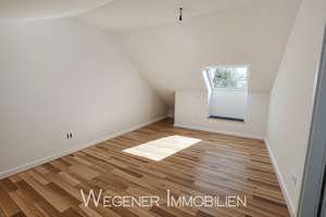 *** Loft-Charakter: 3-Zi-DG-Wohnung mit 2 Bäder und KFZ Stellplatz in guter Lage Trudering! *** – 81825 Gartenstadt Trudering, München – Vorschaubild 12
