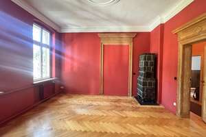 Großzügige Wohnung mit 5 Schlafzimmern, Balkon, EBK im Mühlwegkiez zu verkaufen