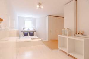 Ein Haus zum Verlieben – Neuwertige Doppelhaushälfte in ruhiger Lage von Laim mit großer Südterrasse – Die vollständige Adresse der Immobilie erhältst du vom Anbieter., 80686 Friedenheim, München – Vorschaubild 22