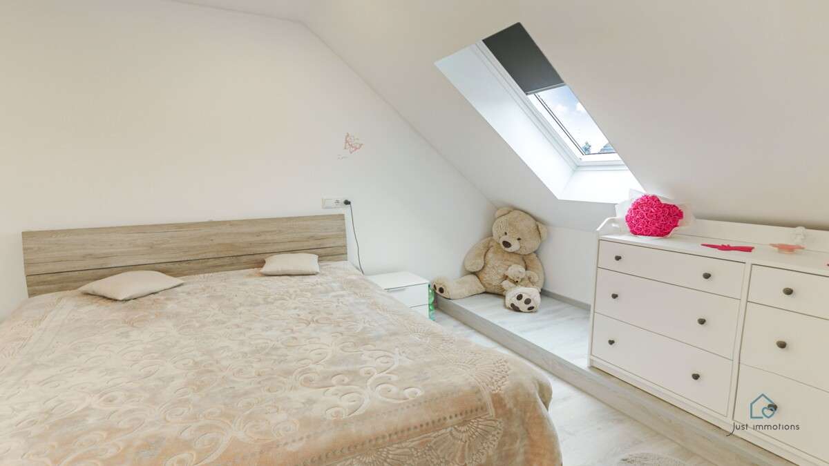 Immobilie in Meitingen - Just Immotions | 3,5-Zimmer-Dachgeschosswohnung mit Stellplatz in Meitingen! - Bild 0